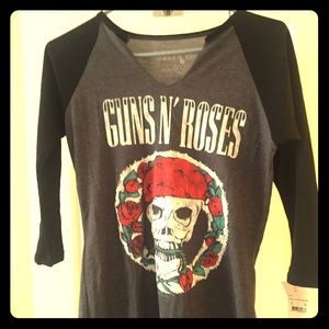 NWT Guns and Roses Raglan Top